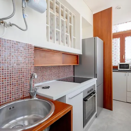 Guesthost - Dimora Dall'alto Apartamento